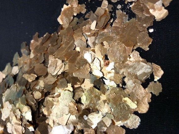 Gold Mica Large Flake 