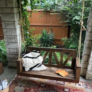 LOCAL PICK UP: Jumbo-sized rope-hung porch swing