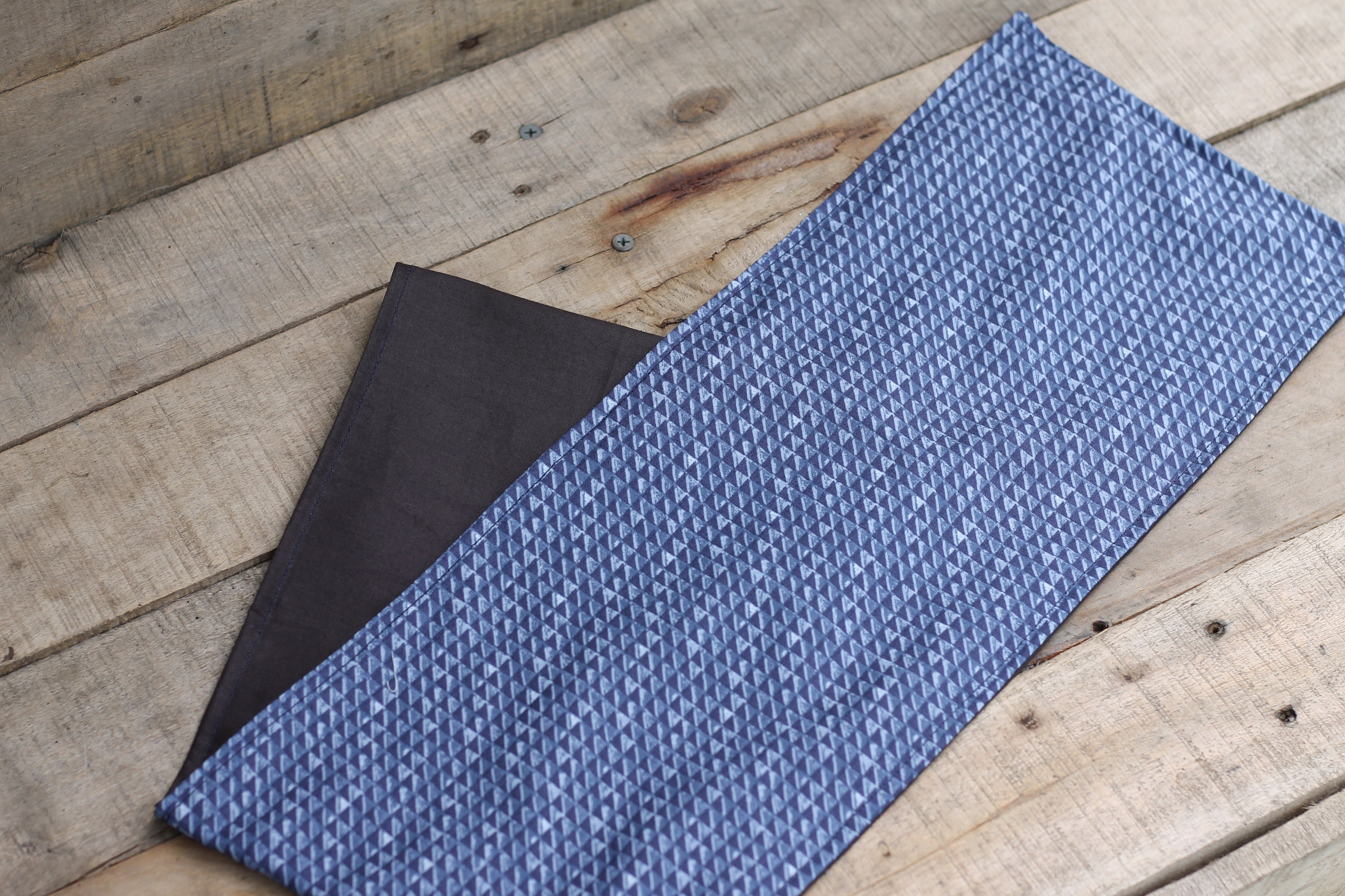 Adult Organic Weighted Shoulder Wrap, Blue Triangles/Black ...
