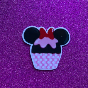 5pc. Daisy and Minnie Mouse Cupcakes,  Disneyland, Planar, Flatback, Cabochon, Bow Center