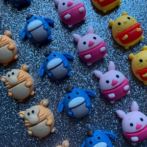 12pc. Winnie the Pooh, Disneyland, Planar, Flatback, Cabochon, Bow Center, Tigger, Piglet, Eor,