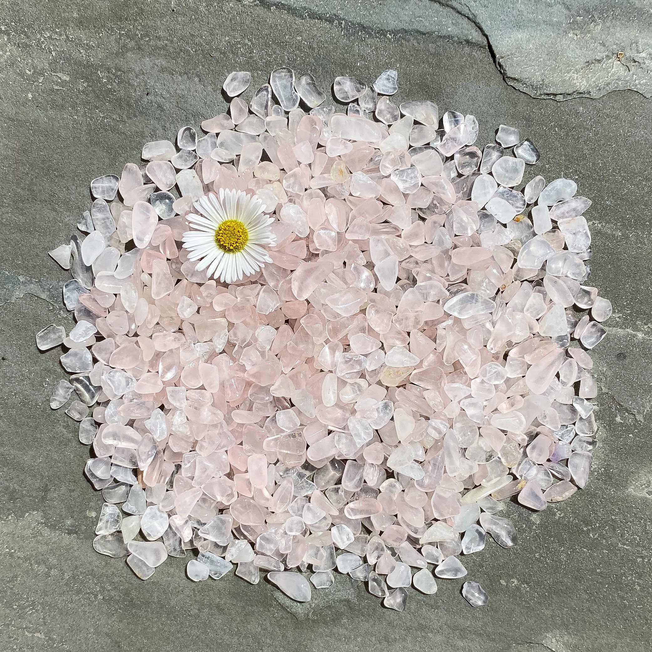 ROSE QUARTZ (smaller) - undrilled loose tumbled gemstone crystal chip…