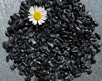 BLACK TOURMALINE (smaller) - undrilled loose tumbled gemstone crystal chips - 50g - 3-10mm tiny small mini stones -  gem chip beads