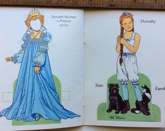 Dorothy of Oz, Paper Doll, Tom Tierney, Dover Publications, Inc, 1992, A Dover Little Activity Book