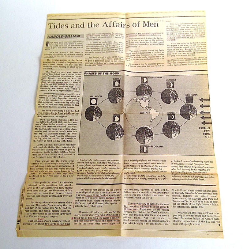 Puede incluir: Un art&iacute;culo de peri&oacute;dico vintage titulado "Tides and the Affairs of Men" con texto y diagramas sobre las fases de la luna y su efecto en las mareas. El papel est&aacute; amarillento y doblado.
