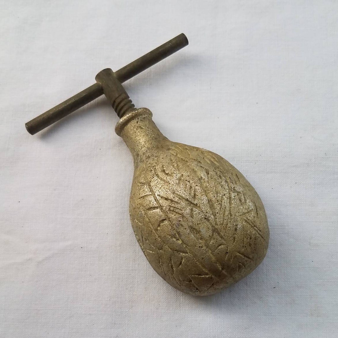 acorn nut cracker