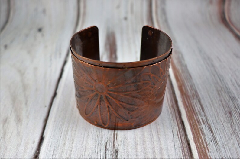 Free Shipping Biology Jewelry Daisy Sunflower Handmade Unique Rustic Flowers Copper Cuff Bracelet Naturalist Gift Wide Cuff