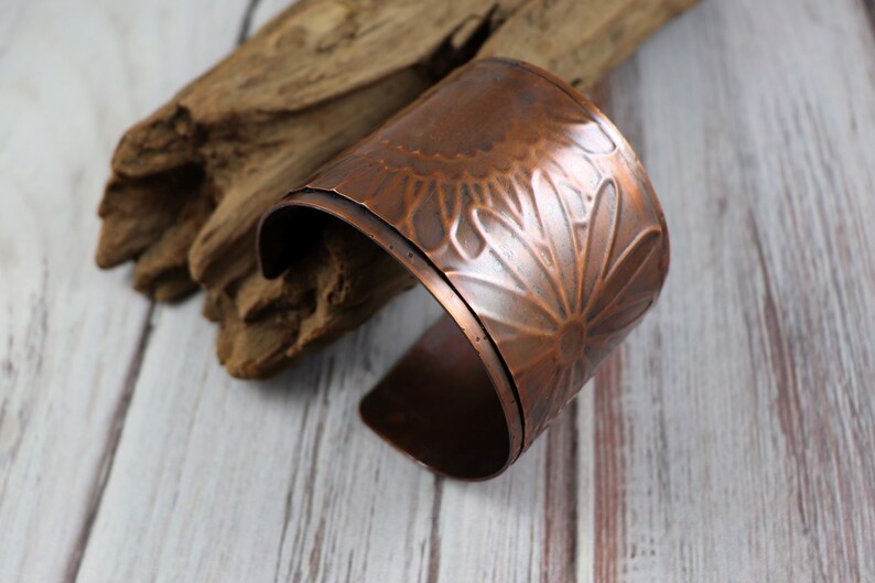 Free Shipping Biology Jewelry Daisy Sunflower Handmade Unique Rustic Flowers Copper Cuff Bracelet Naturalist Gift Wide Cuff