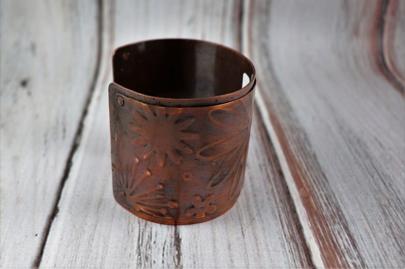 Free Shipping Biology Jewelry Daisy Sunflower Handmade Unique Rustic Flowers Copper Cuff Bracelet Naturalist Gift Wide Cuff