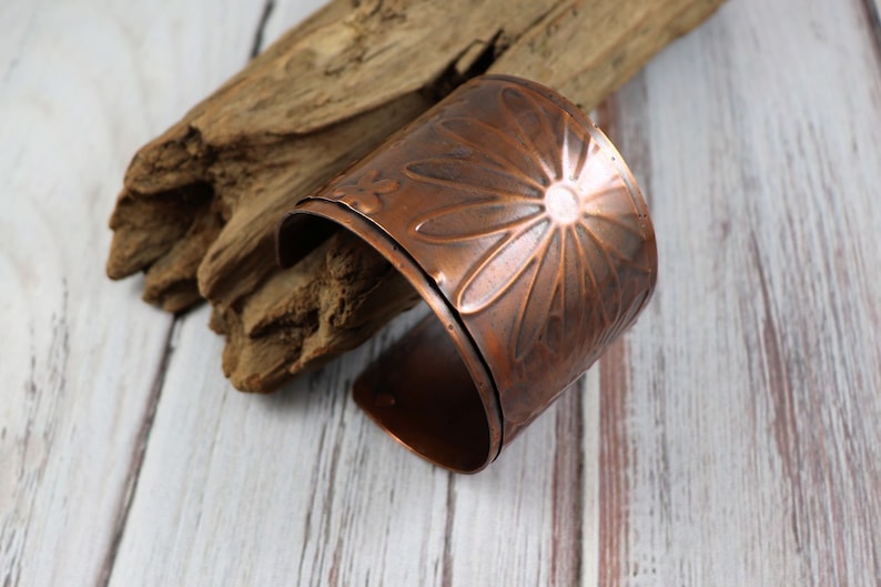 Free Shipping Biology Jewelry Daisy Sunflower Handmade Unique Rustic Flowers Copper Cuff Bracelet Naturalist Gift Wide Cuff