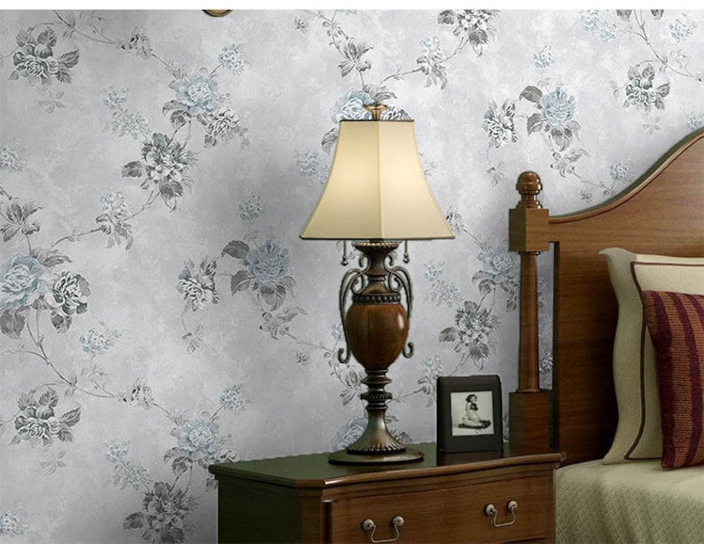 20.8x393.7 Inches 0.53Wx10L Meters Wallpaper Vintage Garden Non-woven Wallpaper Nostalgic Small Floral European Style Wallpaper