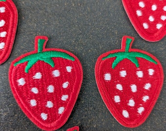 Patch Aufnäher Bügelbild Erdbeere Erdbeeren rot auch zum Bügeln