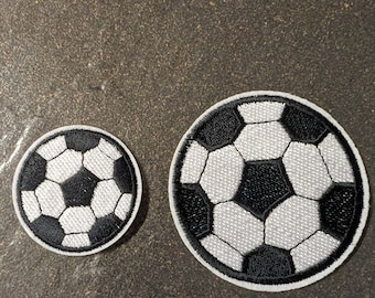 Fußball Flicken Aufnäher Bügelbild zwei Größen 4cm oder 6cm