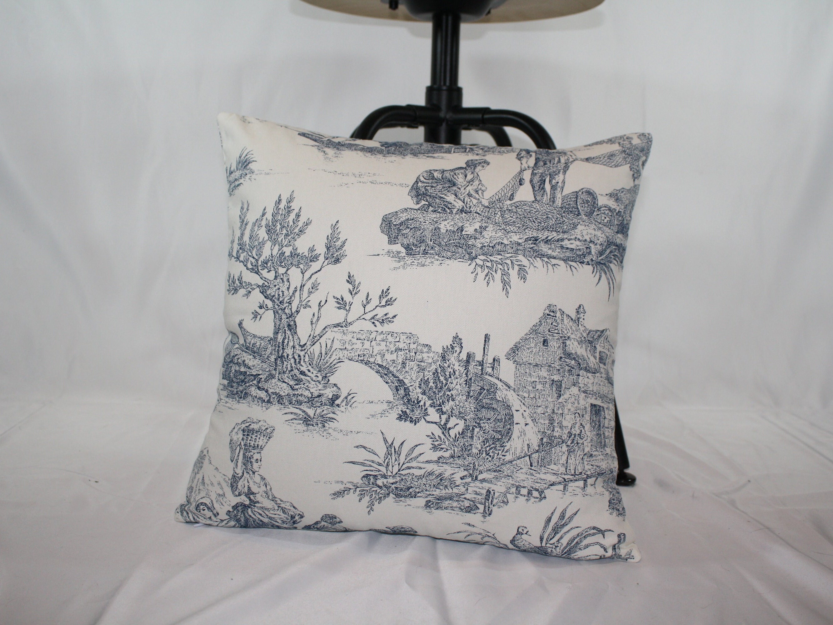 Coussin Toile de Jouy