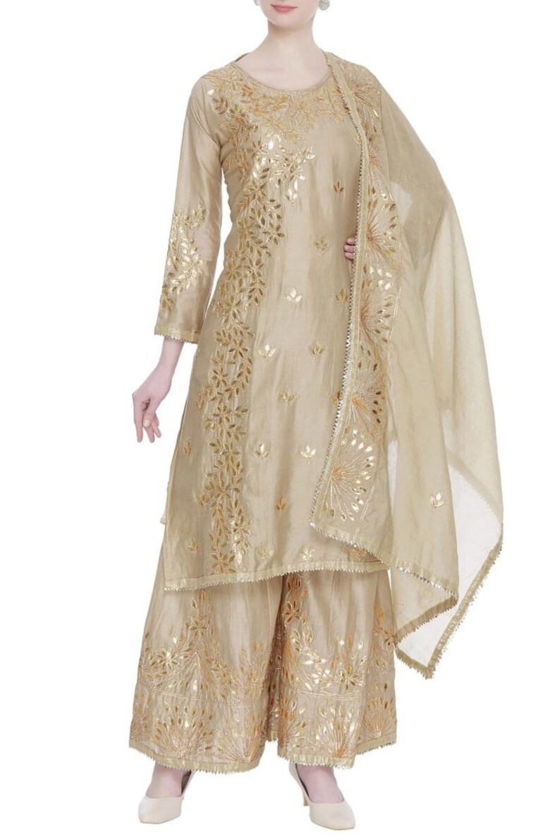 ethnic party wear for womens