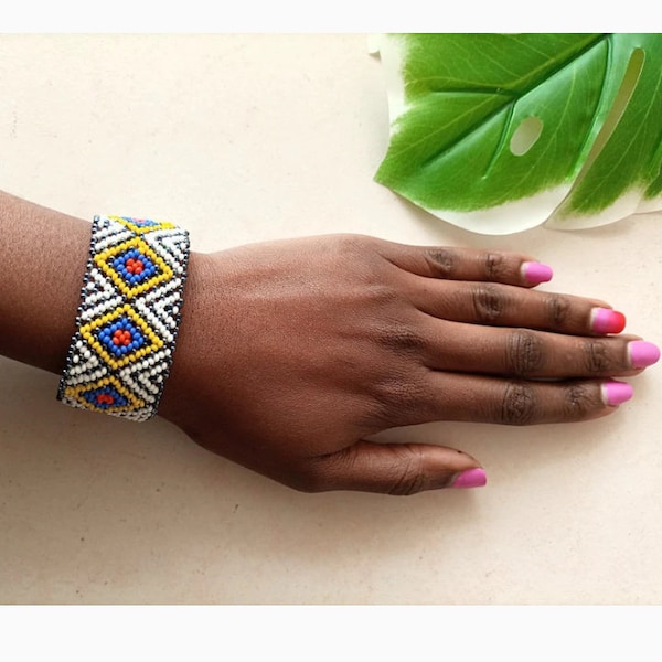 Bracelet de perles africaines en vente, bracelets pour femmes, bracelet zoulou, bracelet tribal bohème, bracelet kenyan, bracelet masai bracelet tribal.