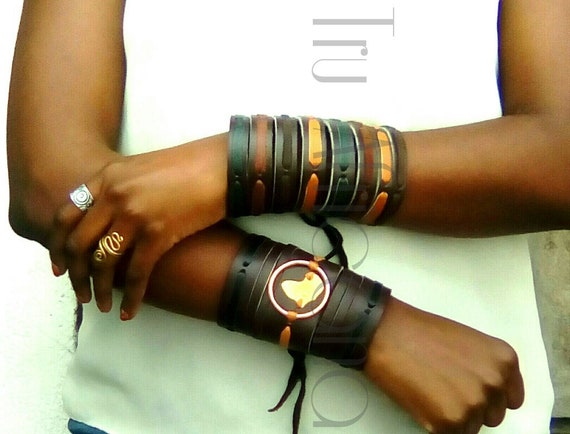 African Maasai Cuff Bracelet, Men's leather Bracelet, Women Leather Bracelet, Kenyan Men's Bracelet, African jewelry, Tribal Bracelet.