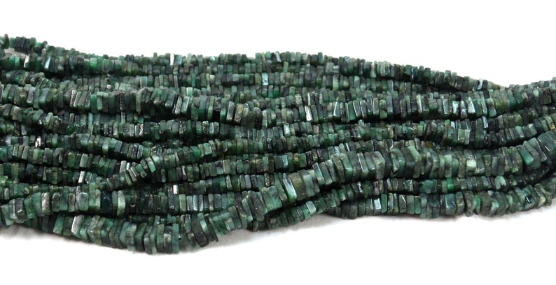 Finest Emerald Square Gemstone 4-6mm Smooth Square Cube Heishi Box Jewelry Beads Beryl Emerald Square Cube Heishi Beads