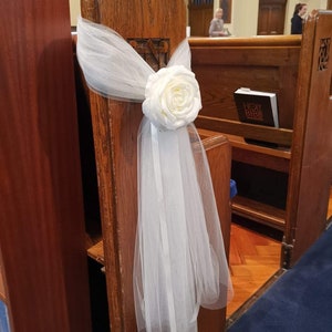 10 x Pew decoration for Wedding,  Pew Ends, Bows, Pew end Bows, Aisle marker, Chair Flowers, Wedding Church dressing