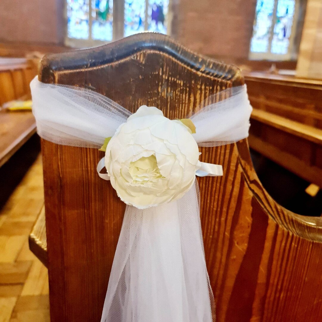 10 X Pew Decoration for Wedding, Ivory Peony Pew Ends, Bows, Pew End