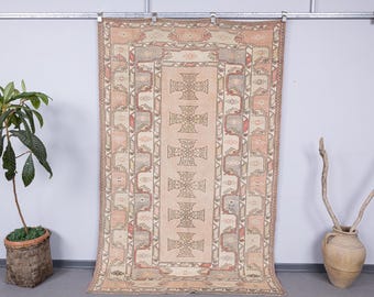 Handwoven Wool Oushak Rug, Beige Pink Tones, 1960s Retro Style, 4.9x7.6 Ft