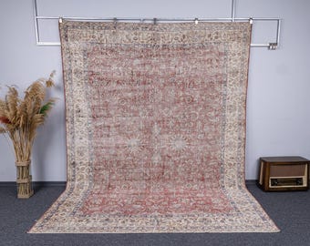 Hand-woven Red Oriental Wool Rug, 8.8x11.5 Ft, Vintage Turkish Design, Natural Bedroom Carpet
