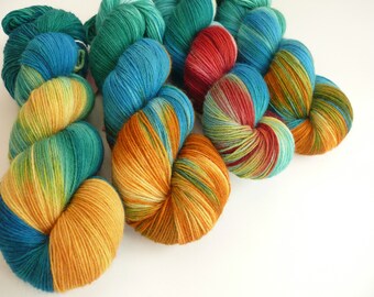 100g in /%: 75 wool 25 polyamide dyed on lemon trekking, 10,00 Euro 100g Hand dyed sock yarn