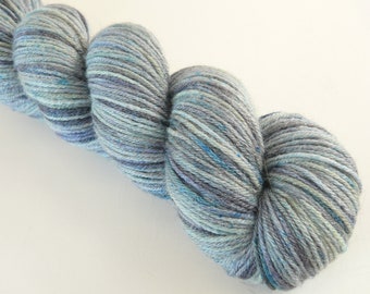 100g in /%: 75 wool 25 polyamide dyed on lemon trekking, 10,00 Euro 100g Hand dyed sock yarn