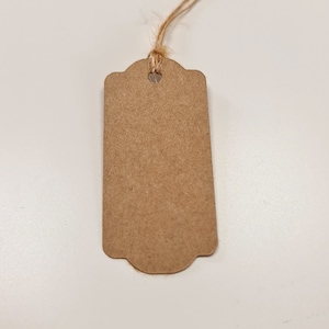 Geschenkanhänger Kraftpapier tropfenförmig, Kraftpapieranhänger Adventskalender, Anhänger Gastgeschenke natron, braune Papieranhänger
