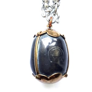 Schwarzer Leklai Metall Anhänger Kor-Laan Gebirge / Top seltener Talisman für Schutz / Gesegnetes heiliges thailändisches Buddha Amulett