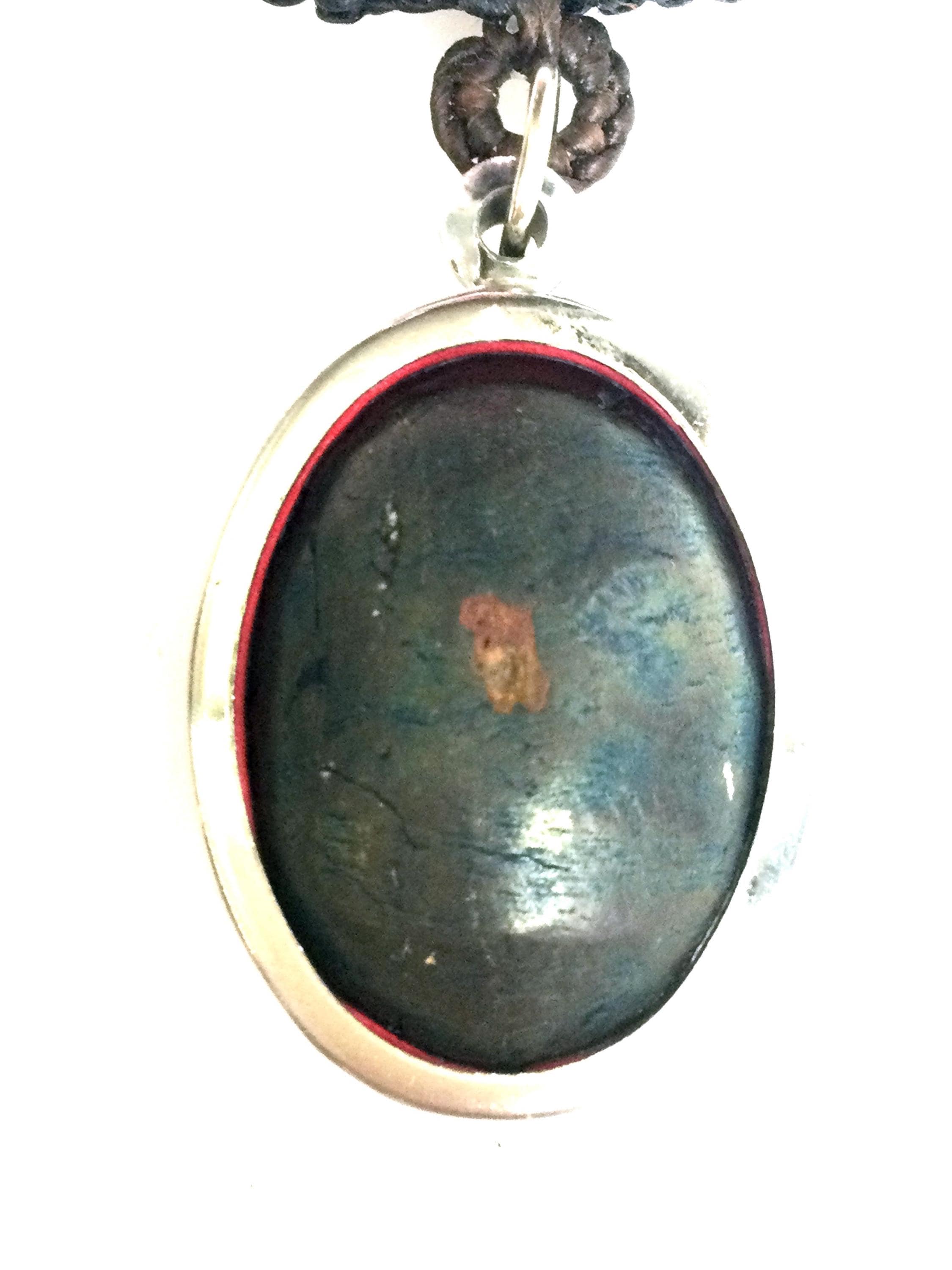 希少な7色のレインボーレクライストーン/強力な神聖なペンダント/タイ