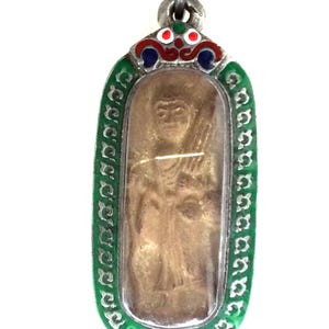 Amuleto del Buda tailandés Phra Siwali: buena suerte, riqueza y encanto