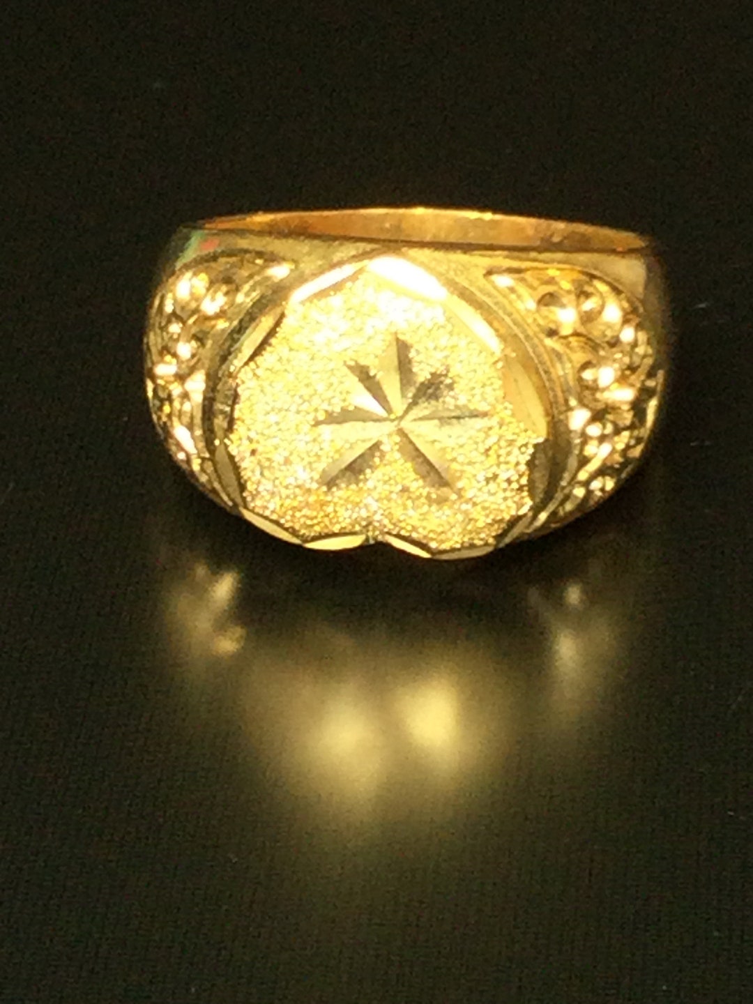 Treasure Jewel Heart Glow Ring