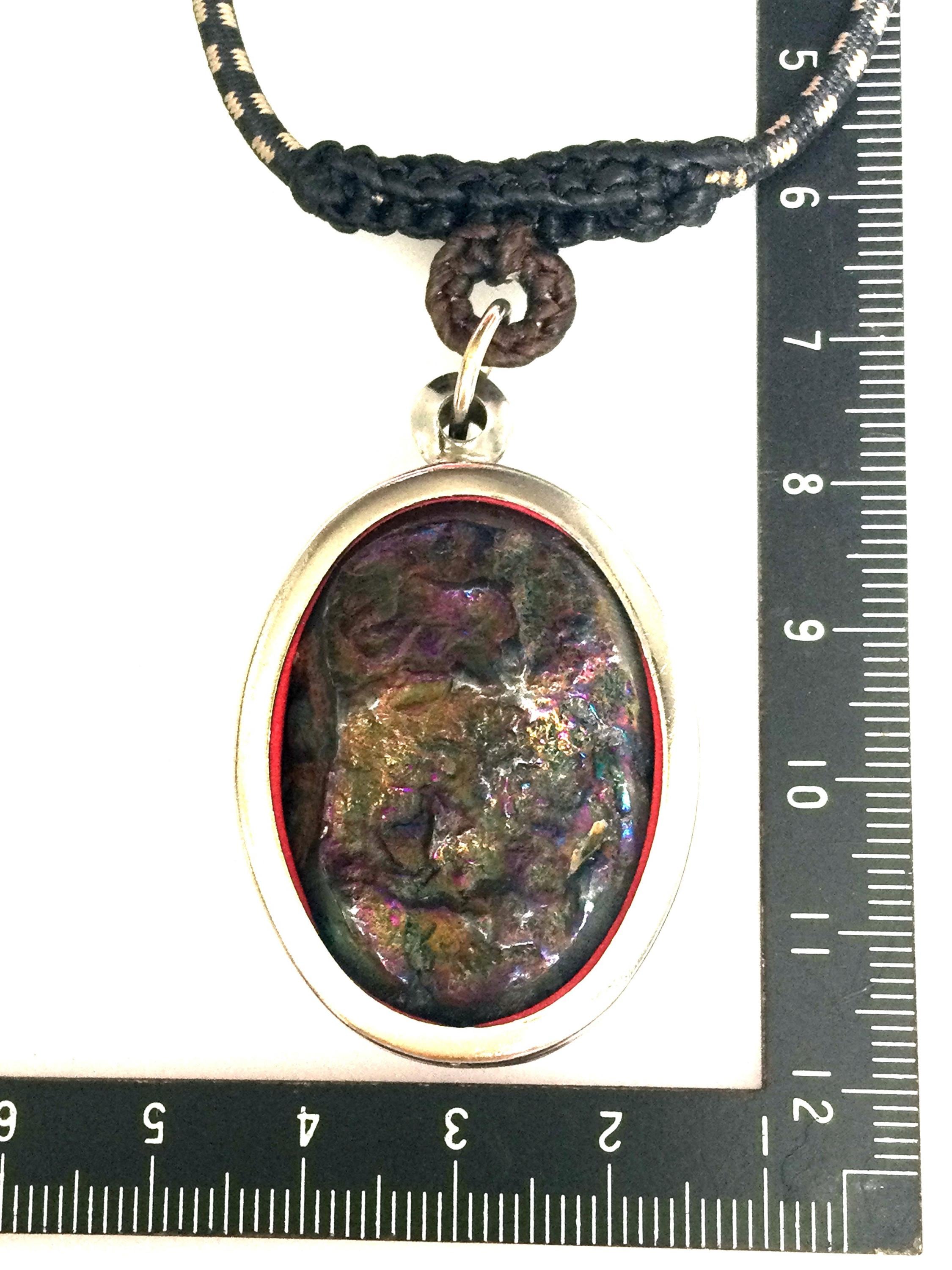 希少な7色のレインボーレクライストーン/強力な神聖なペンダント/タイ