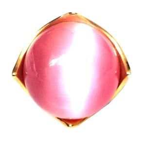 Rare pink Cat Eye Stone Magic Gold 18K Ring / Talisman for Protection against Misfortunes and Various Disaster / Blessed Thai Buddha Amulet