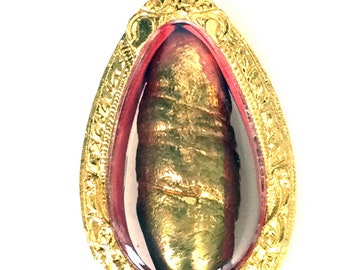 Rare Gold Leklai from Umm-Krum Mountain Magic Pendant Talisman for Protection / Lucky and Charm Thai Buddha Amulets / Free 1x Gold Necklace