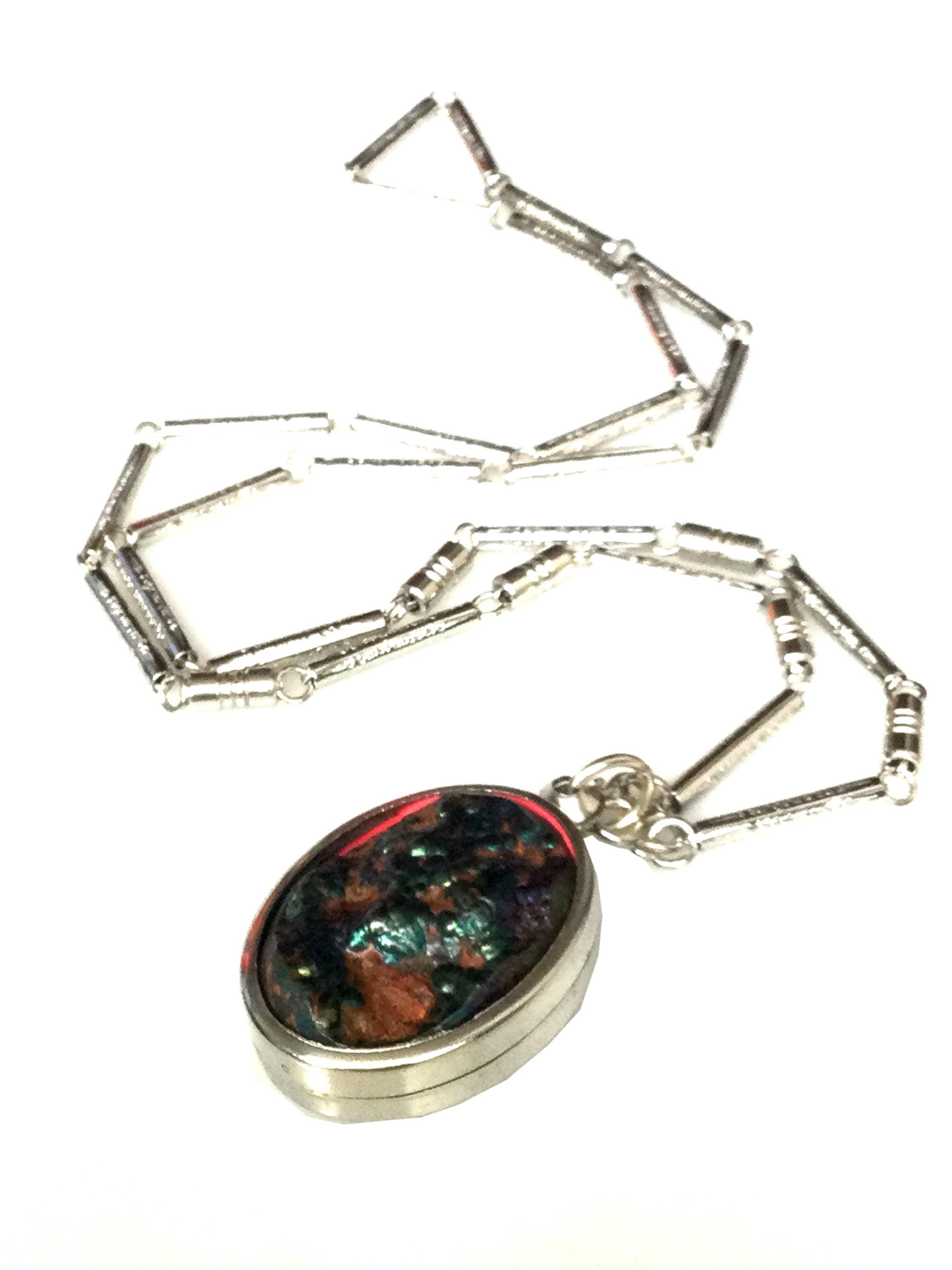 Lek Lai パワーストーン　特大サイズ Rare 7 Color Rainbow Leklai Stone / Powerful Sacred Pendant / Thai