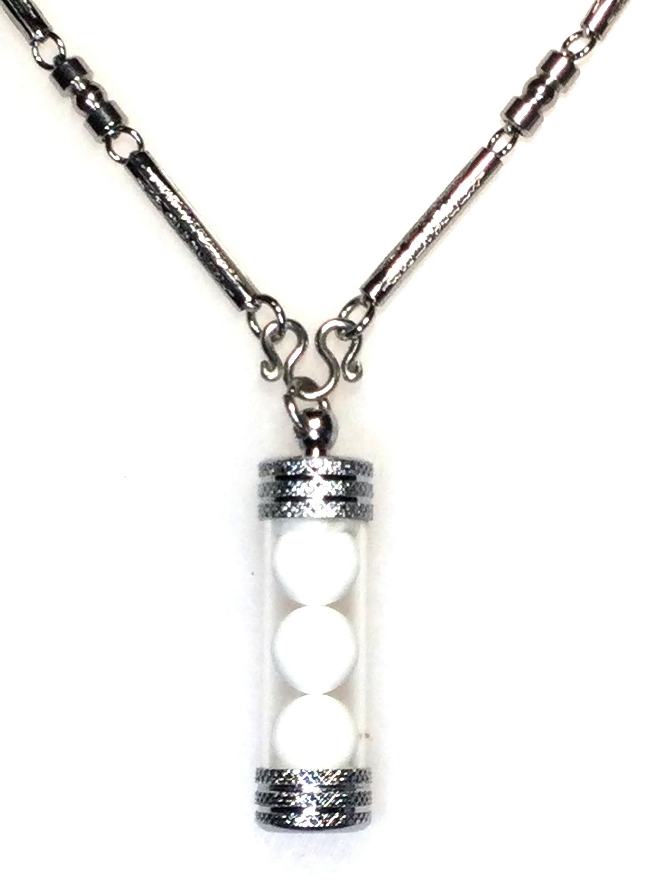 Holy Sarira Phra Tath Pra Arahanta Saributta Purified Relics Sacred Pendant / Lucky and Protective Talisman / Auspicious Magic Thai Amulets