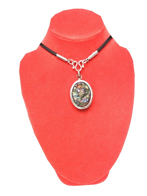 希少な7色のレインボーレクライストーン/強力な神聖なペンダント/タイ