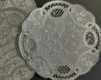 4 Silver Vintage Paper Doilies, Lace Paper Doily - Silver Foil Doilies - Smash Book or Junk Journal Supply
