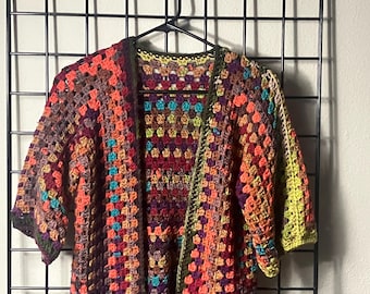 Handgemachte gehäkelte Shirt - Open Front Jacke - One of a Kind Kleidung - Layering Piece