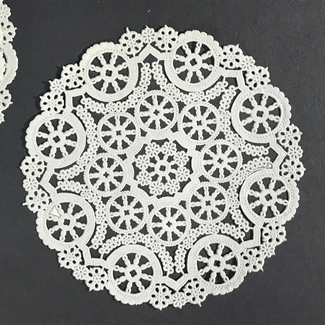 5 Vintage Lace Paper Doilies Collage Paper Pack Smash Book Etsy