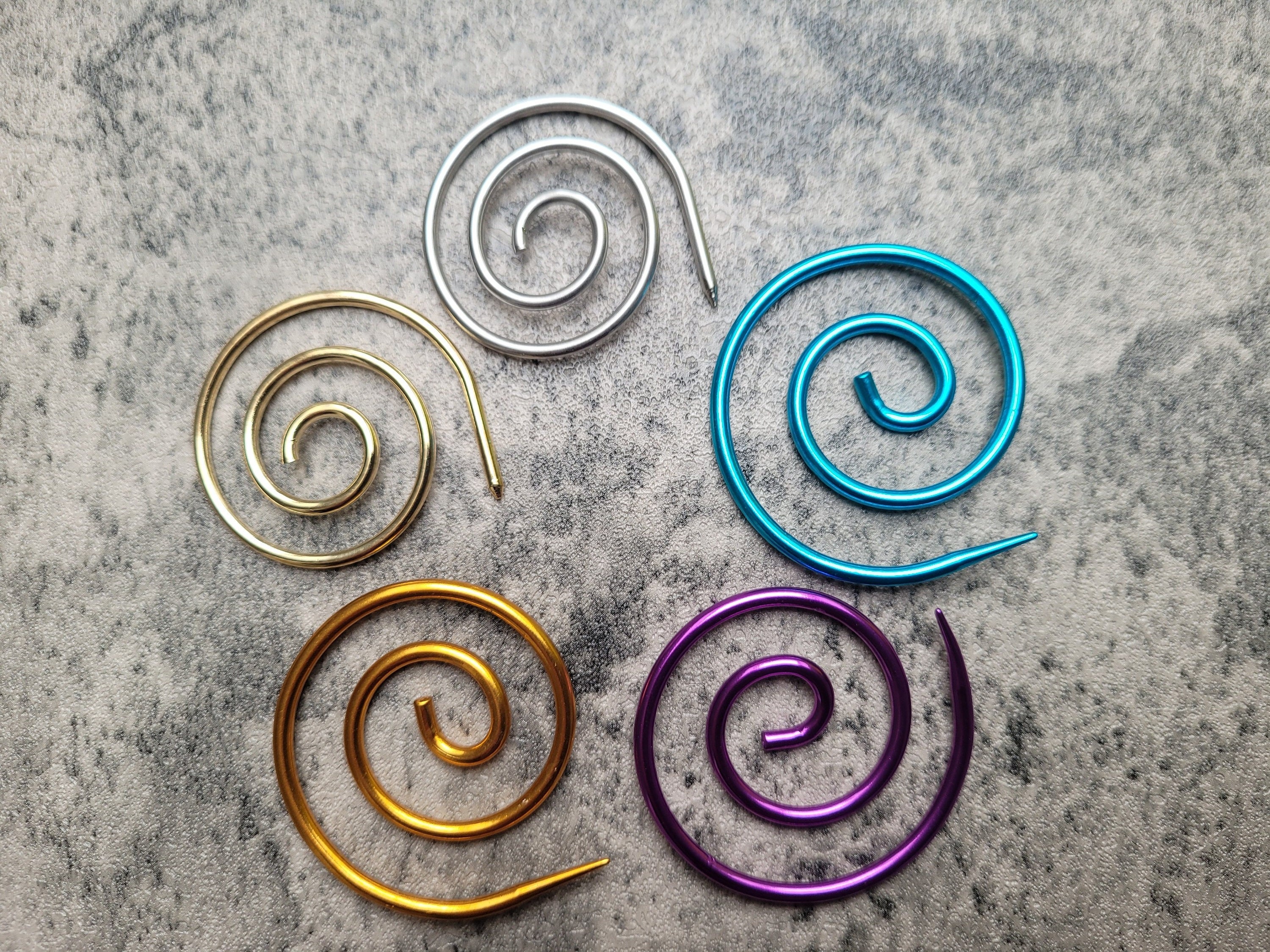 Chinatera Spiral Cable Knitting Needle Weaving Needle Shawl Pin Holder Tapestry  Needles for Yarn Sewing
