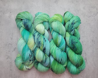 Hand-dyed sock yarn BasicSocks GP: 105.00 euros / 1 KG NO. 293