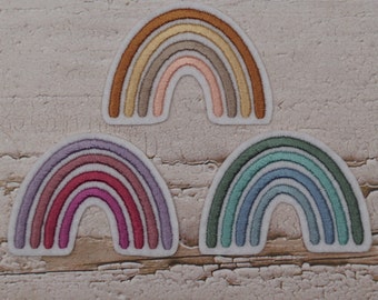 Stickaufnäher Regenbogen Klein / Auswahl aus 3 Farbkombinationen / Applikation