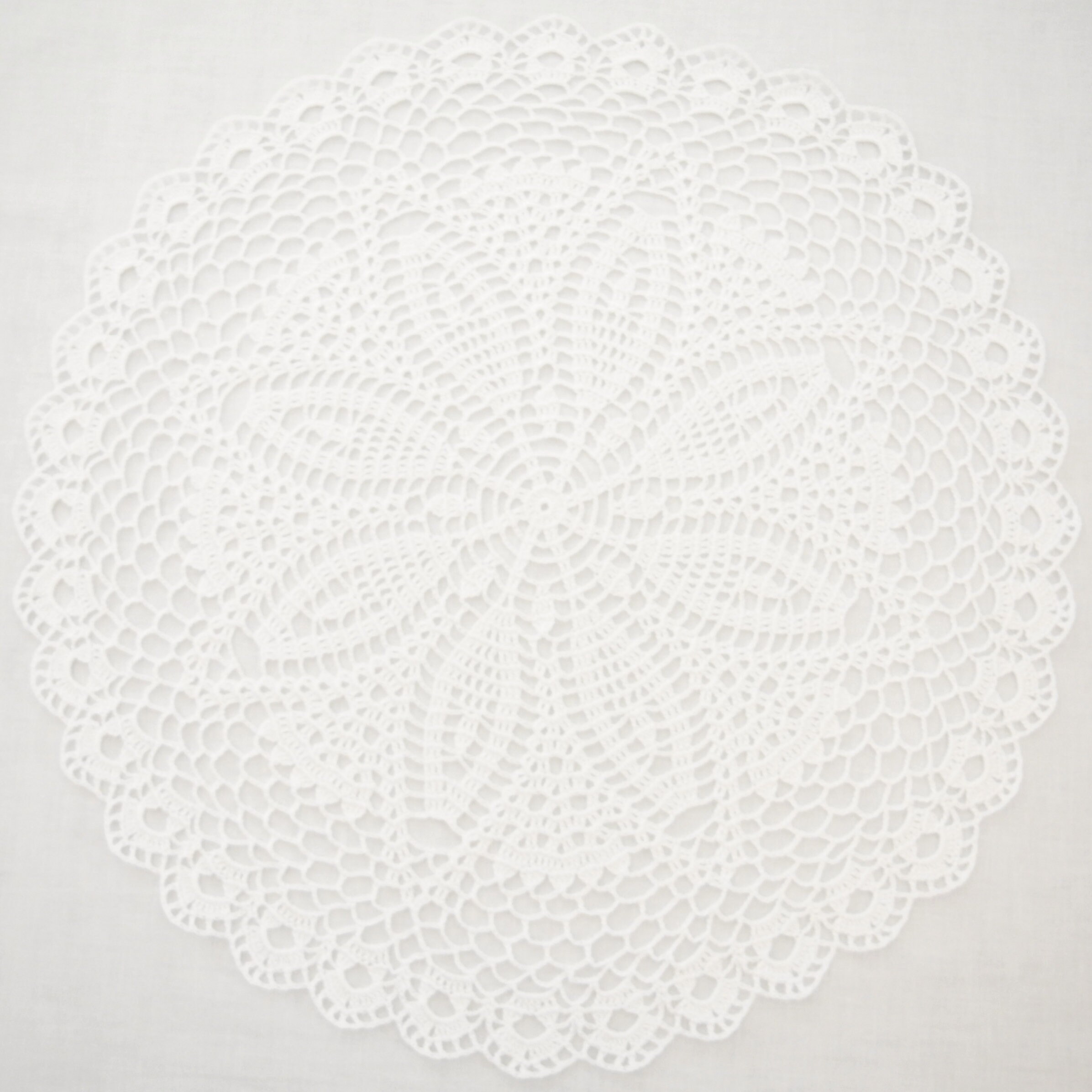 18.1 Inch (46 Cm) Hand Crochet Doily, Häkeldeckchen: White
