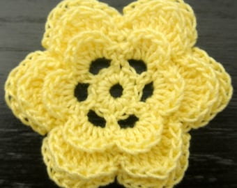 Set von 6 Stück, 5 cm, handgemachte gehäkelte kleine gelbe Blumen (Applikationen, Verzierungen, Aufnäher, Einsätze ...) #550
