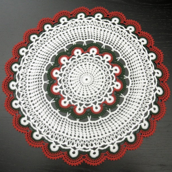 49 cm, 19.3“, Red, White, Green, Christmas, Holiday, Noel, Yule, Hand Crochet, Farmhouse Decor, Large, New Year, Gift For, Doily, ogrc, 659