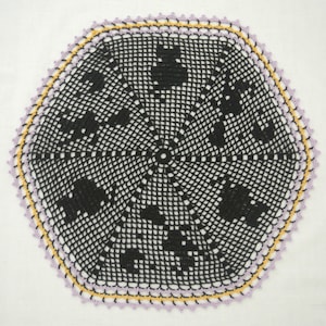 44 cm, 17.3 inch, Black Orange Purple, Halloween, Cat and Witch and Broom, Hexagonal, Hand Crocheted Doily, ogrc, 346