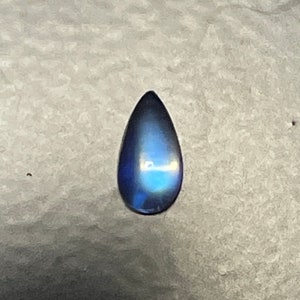 2.2CT,11x6x4.5MM,  Flashy Rainbow moonstone ,AAA quality,Pear shaped Rainbow Moonstone Cabochon ,Loose moonstone gemstone for jewelry